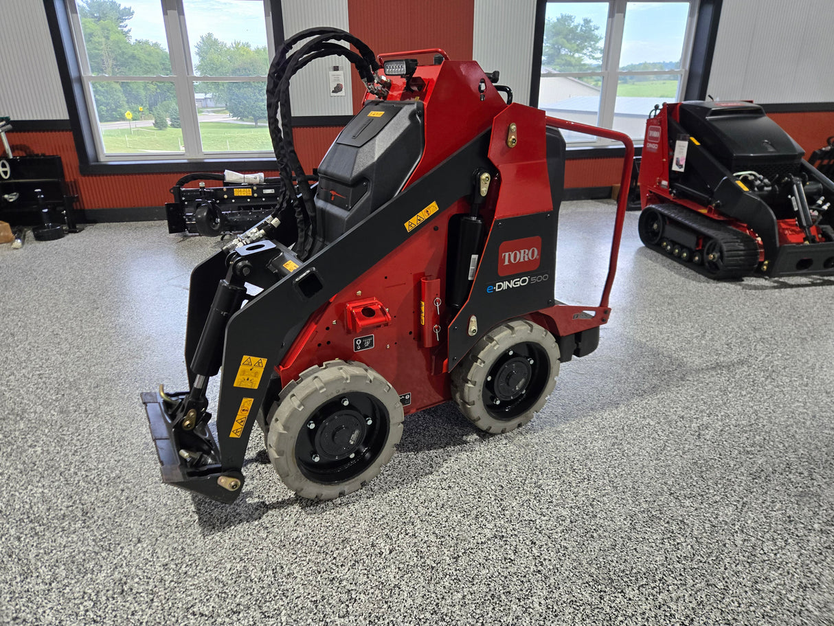 Toro eDingo® 500 Electric Mini Skid Steer