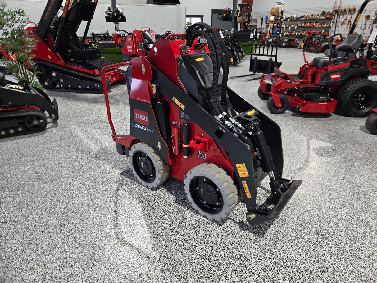 Toro eDingo® 500 Electric Mini Skid Steer