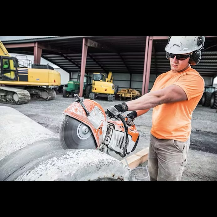 STIHL TS420 FRONT ANGLE VIEW CUTTING CONCRETE PIPE