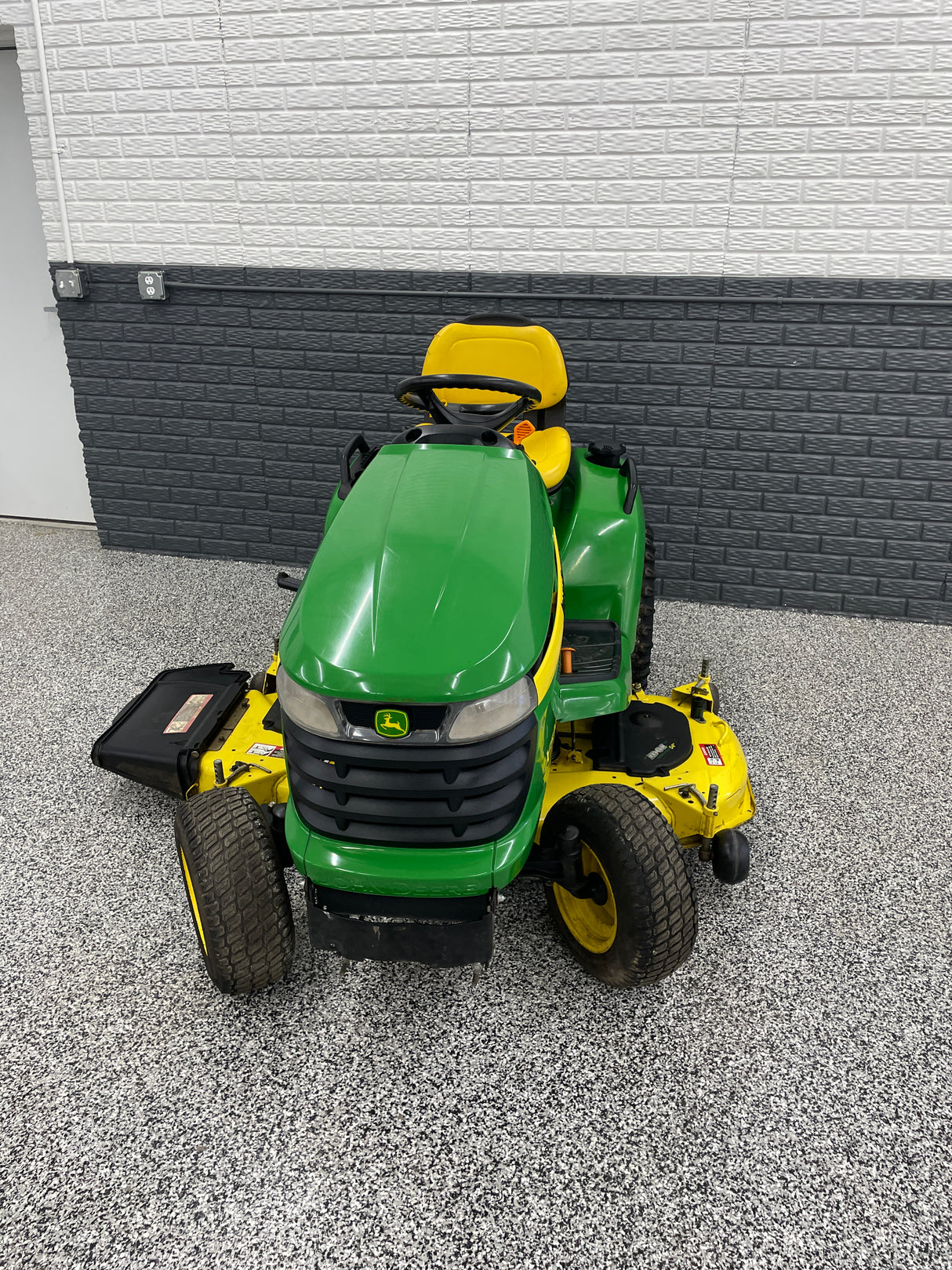 John Deer Riding Mower, Used