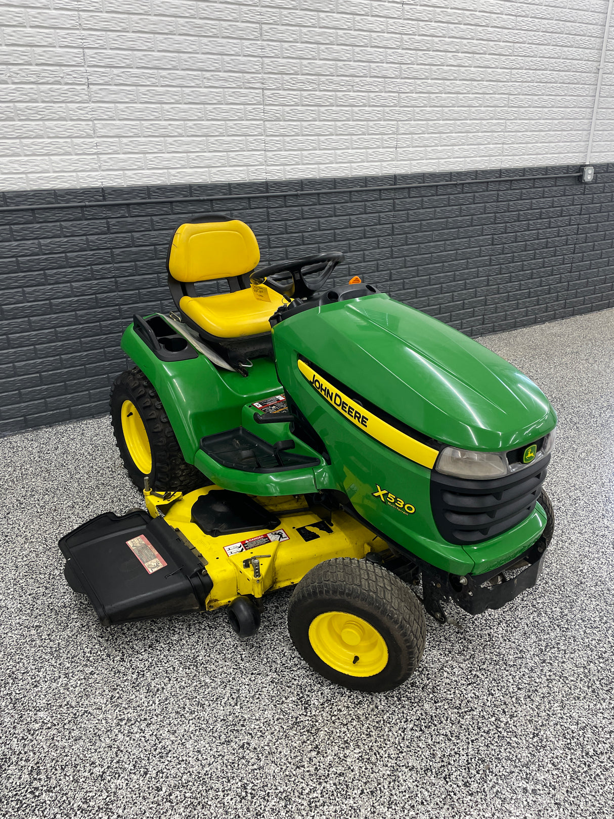 John Deer Riding Mower, Used