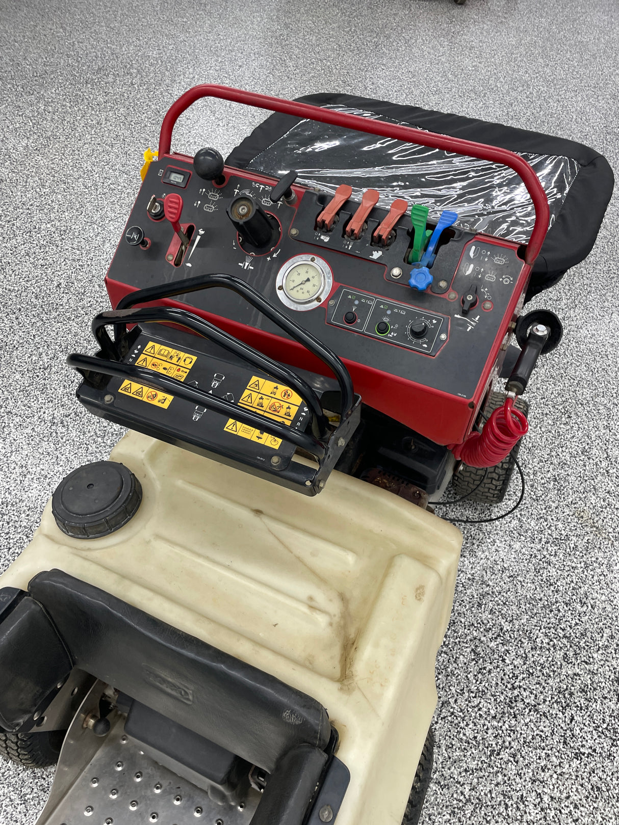 Toro Spreader/Sprayer Used