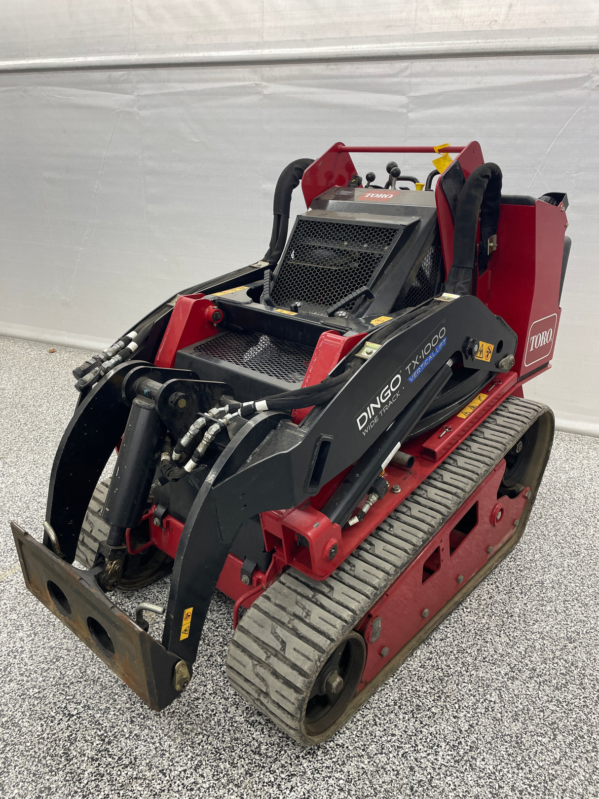 Toro Dingo TX1000, Used