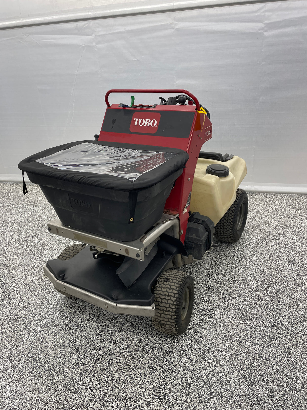 Toro Spreader/Sprayer